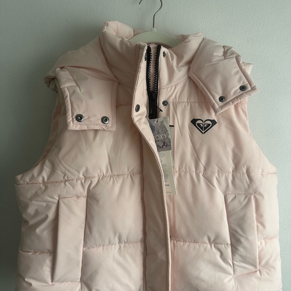 Roxy Jackets & Blazers - Roxy woman’s Pink Puffer Vest